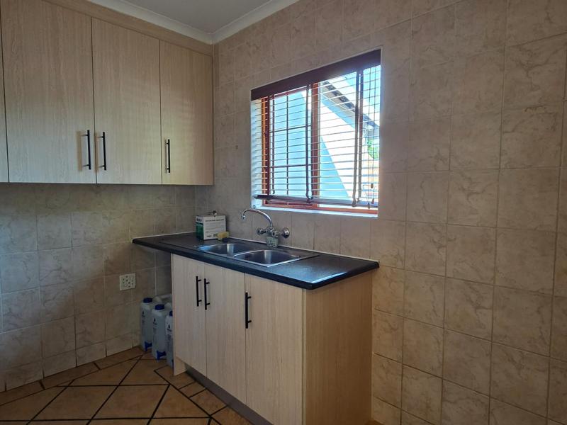 3 Bedroom Property for Sale in Faerie Glen Gauteng