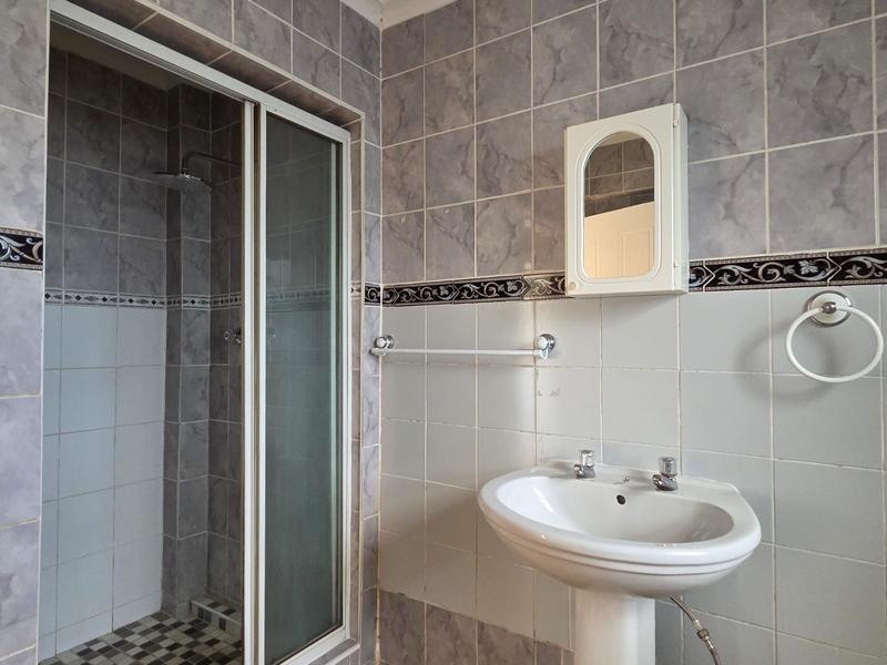 3 Bedroom Property for Sale in Faerie Glen Gauteng