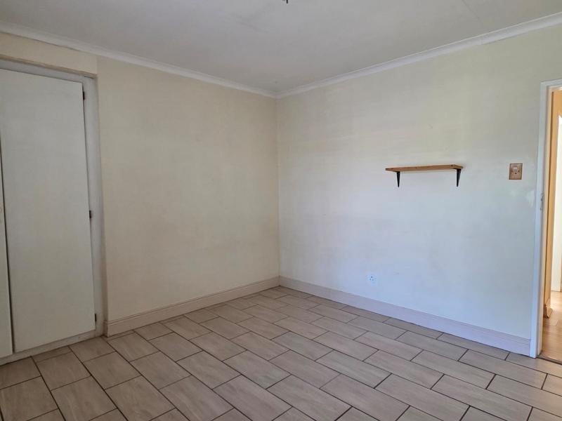 3 Bedroom Property for Sale in Faerie Glen Gauteng
