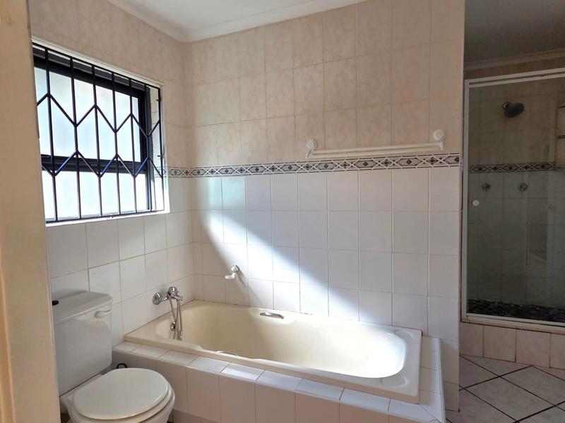 3 Bedroom Property for Sale in Faerie Glen Gauteng