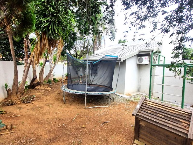 3 Bedroom Property for Sale in Faerie Glen Gauteng