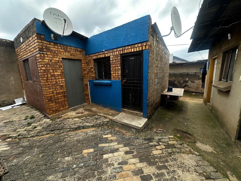2 Bedroom Property for Sale in Tembisa Gauteng