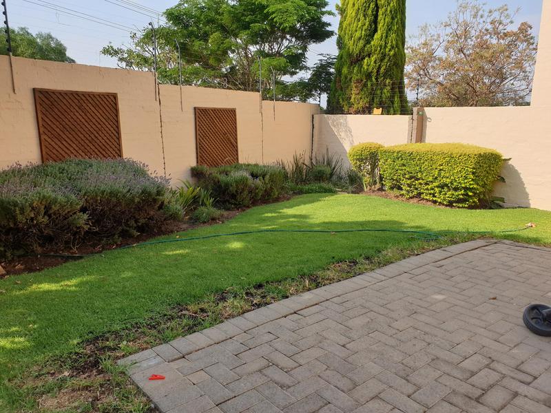 3 Bedroom Property for Sale in Noordwyk Gauteng