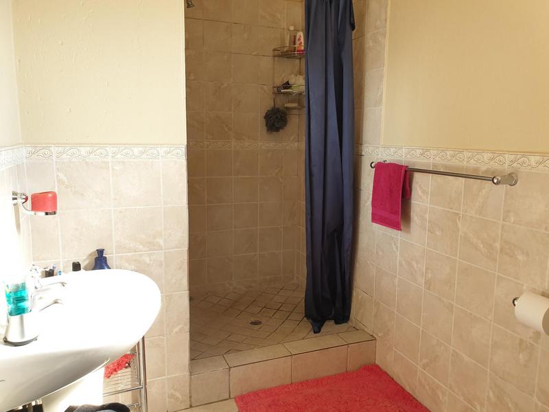 3 Bedroom Property for Sale in Noordwyk Gauteng