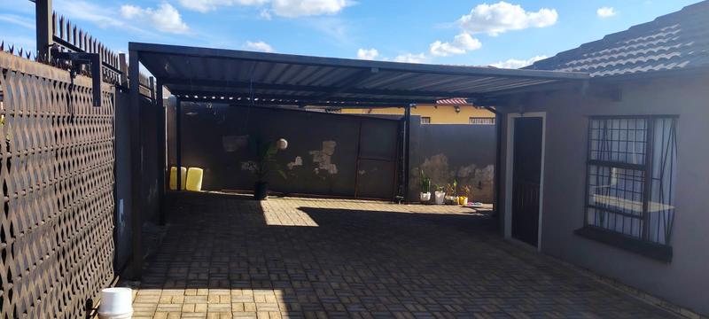 3 Bedroom Property for Sale in Mindalore Gauteng