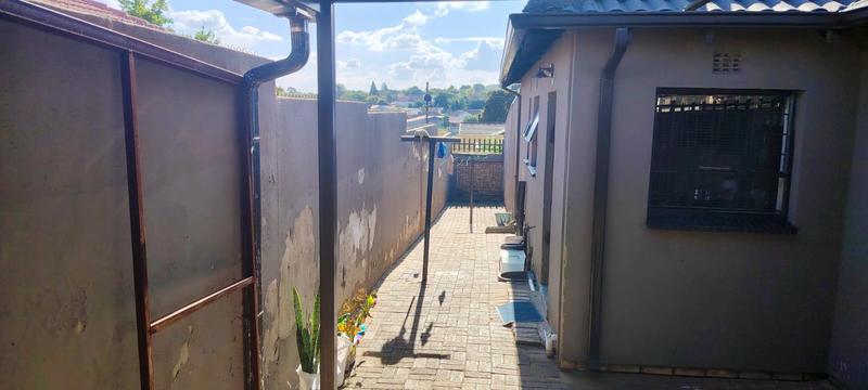 3 Bedroom Property for Sale in Mindalore Gauteng