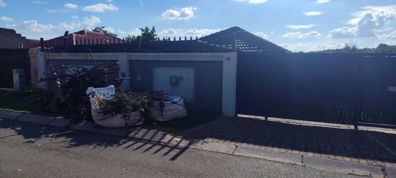 3 Bedroom Property for Sale in Mindalore Gauteng