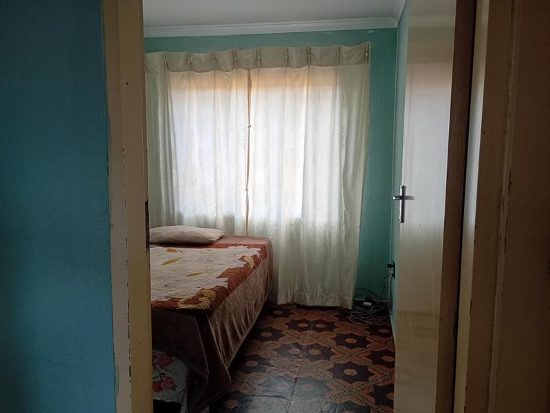 2 Bedroom Property for Sale in Toekomsrus Gauteng