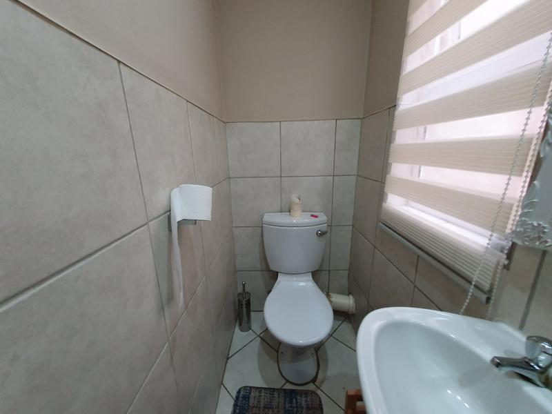 2 Bedroom Property for Sale in Pretoria North Gauteng