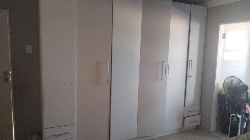 To Let 2 Bedroom Property for Rent in Pimville Gauteng