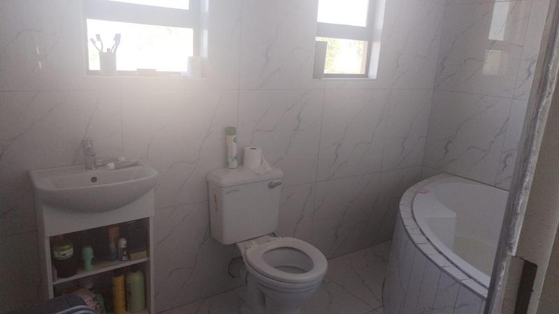 To Let 2 Bedroom Property for Rent in Pimville Gauteng