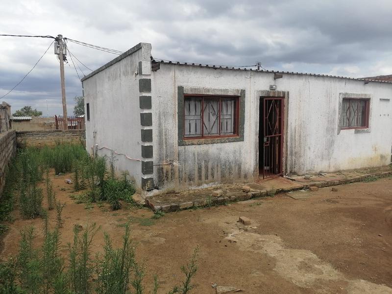 2 Bedroom Property for Sale in Lotus Gardens Gauteng