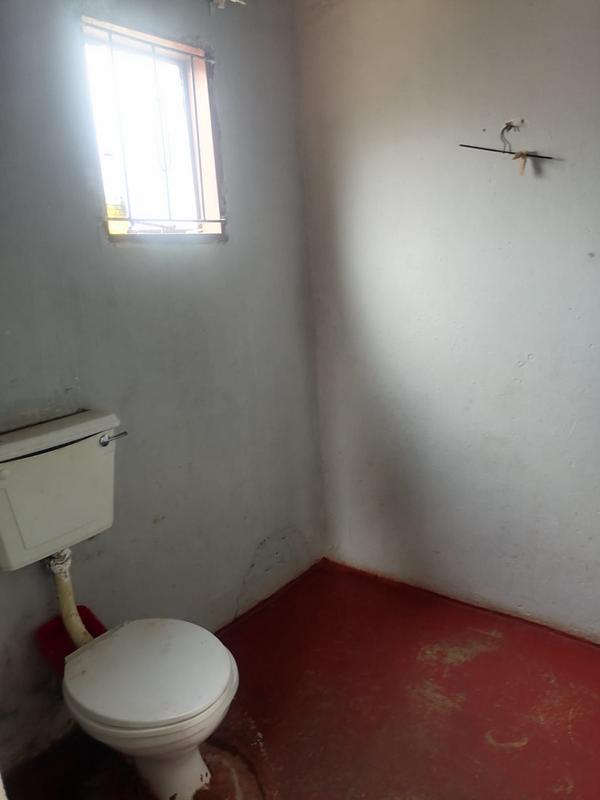 2 Bedroom Property for Sale in Lotus Gardens Gauteng