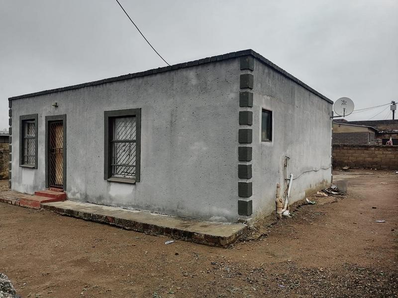 2 Bedroom Property for Sale in Lotus Gardens Gauteng