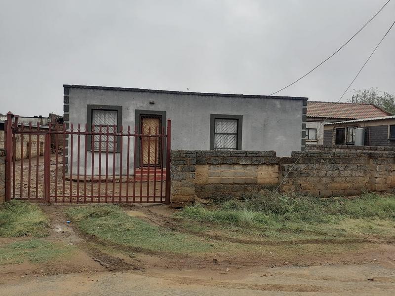 2 Bedroom Property for Sale in Lotus Gardens Gauteng