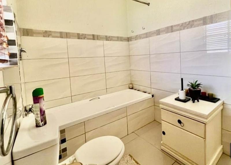 3 Bedroom Property for Sale in North Riding Gauteng