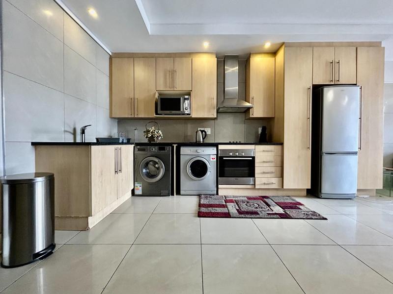 To Let 2 Bedroom Property for Rent in Sandown Gauteng