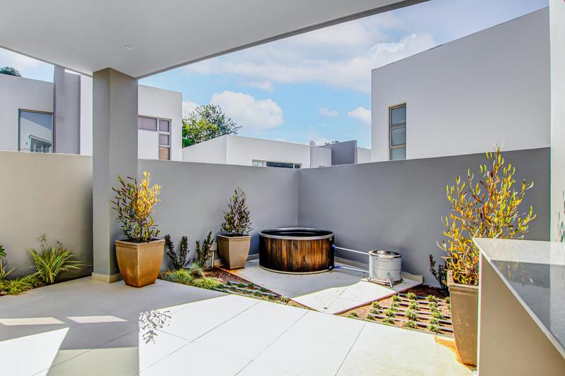 3 Bedroom Property for Sale in Bryanston Gauteng