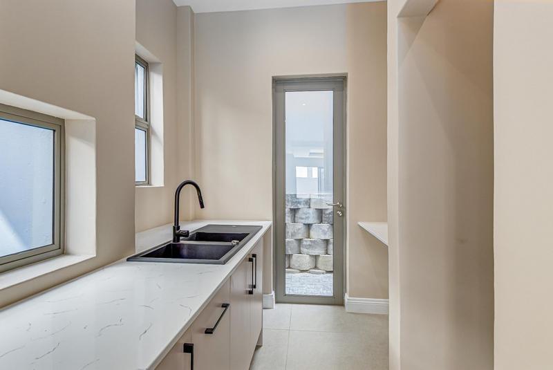 3 Bedroom Property for Sale in Bryanston Gauteng