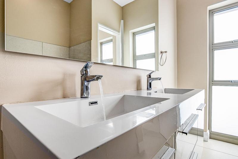 3 Bedroom Property for Sale in Bryanston Gauteng