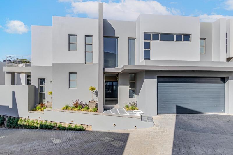 3 Bedroom Property for Sale in Bryanston Gauteng