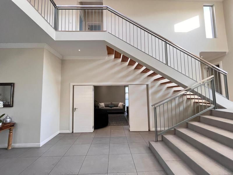 4 Bedroom Property for Sale in Blue Valley Golf Estate Gauteng