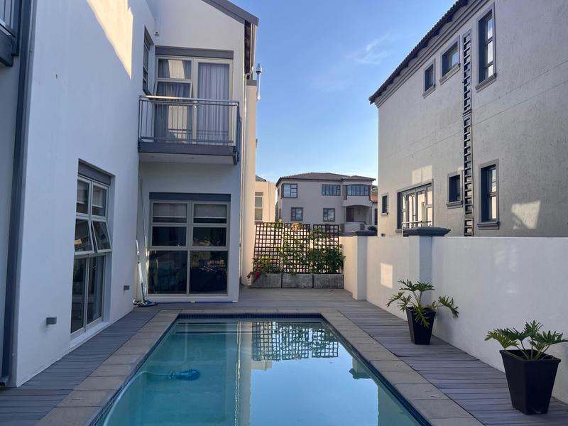 4 Bedroom Property for Sale in Blue Valley Golf Estate Gauteng