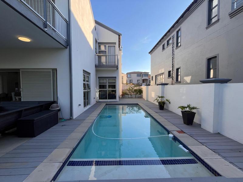 4 Bedroom Property for Sale in Blue Valley Golf Estate Gauteng