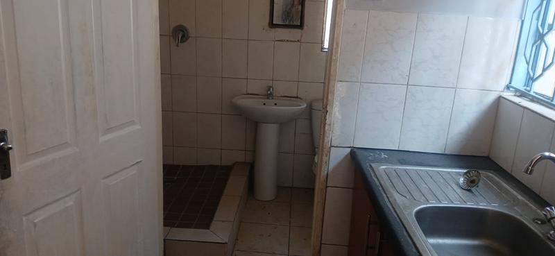 To Let 1 Bedroom Property for Rent in Kensington Gauteng
