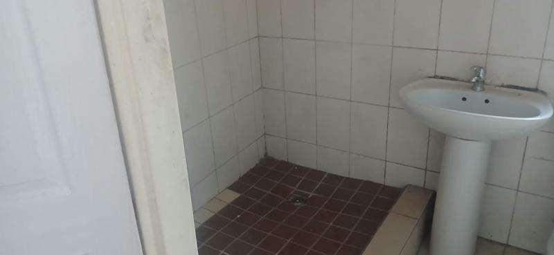 To Let 1 Bedroom Property for Rent in Kensington Gauteng