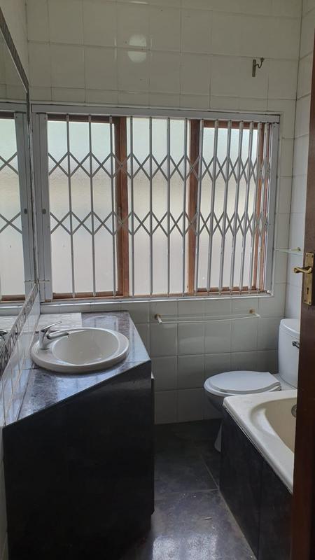 To Let 3 Bedroom Property for Rent in Kensington Gauteng