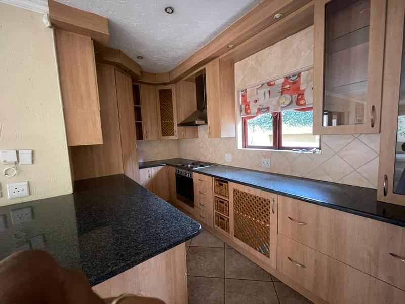 To Let 3 Bedroom Property for Rent in Lynnwood Glen Gauteng