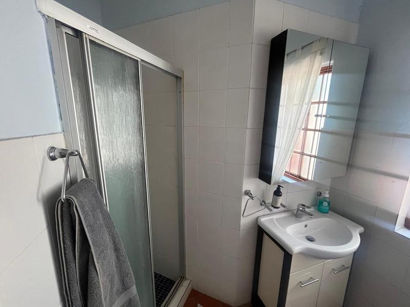 To Let 4 Bedroom Property for Rent in Sterrewag Gauteng