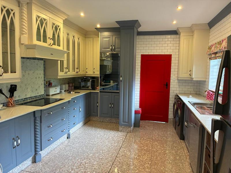 To Let 3 Bedroom Property for Rent in Waterkloof Ridge Gauteng