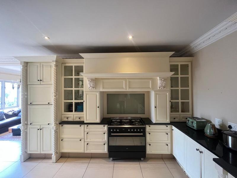 To Let 5 Bedroom Property for Rent in Waterkloof Ridge Gauteng