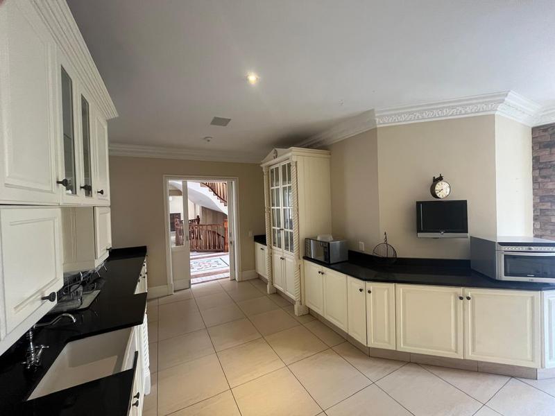 To Let 5 Bedroom Property for Rent in Waterkloof Ridge Gauteng