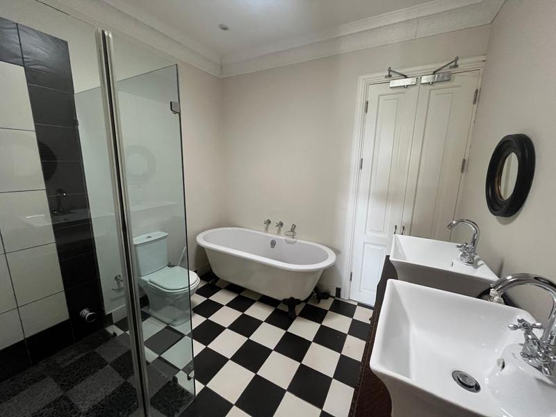 To Let 5 Bedroom Property for Rent in Waterkloof Ridge Gauteng