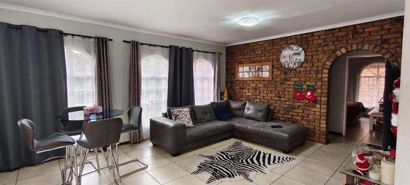 To Let 3 Bedroom Property for Rent in Brentwood Gauteng