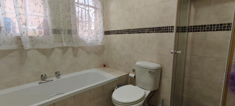 To Let 3 Bedroom Property for Rent in Brentwood Gauteng