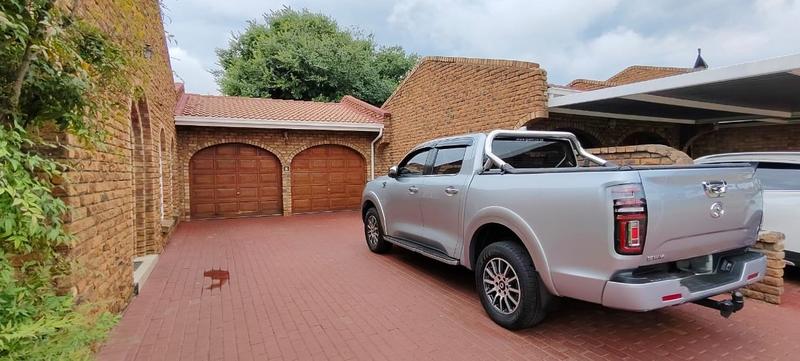 To Let 3 Bedroom Property for Rent in Brentwood Gauteng
