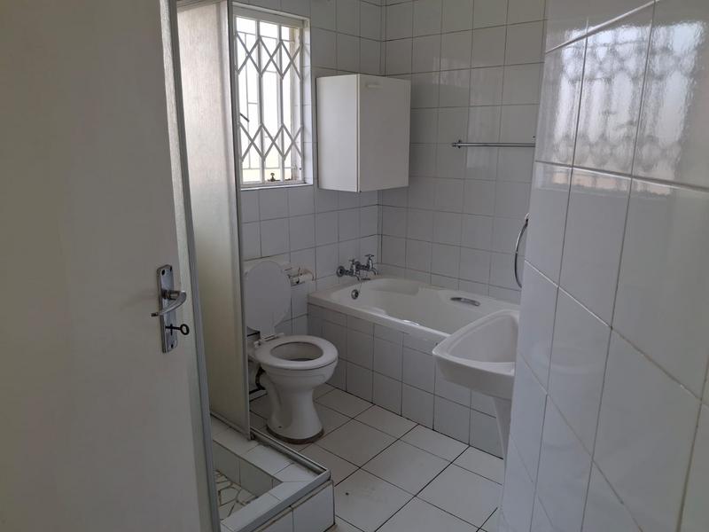 To Let 3 Bedroom Property for Rent in Norkem Park Gauteng