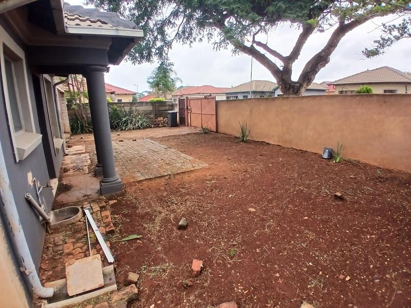 To Let 3 Bedroom Property for Rent in The Orchards Gauteng