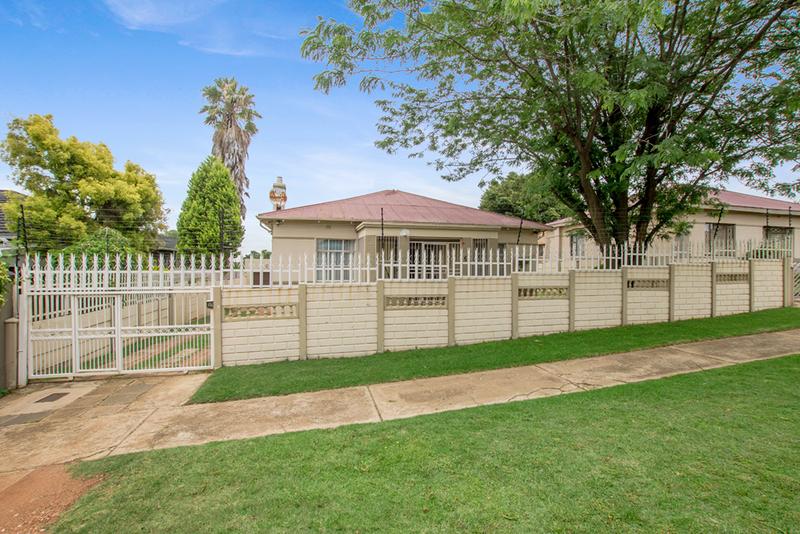 3 Bedroom Property for Sale in Krugersdorp North Gauteng