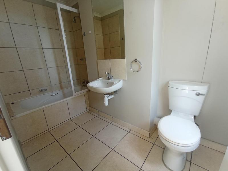 To Let 1 Bedroom Property for Rent in Ferndale Gauteng