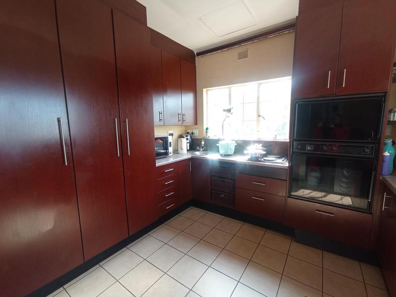To Let 3 Bedroom Property for Rent in Kloofendal Gauteng
