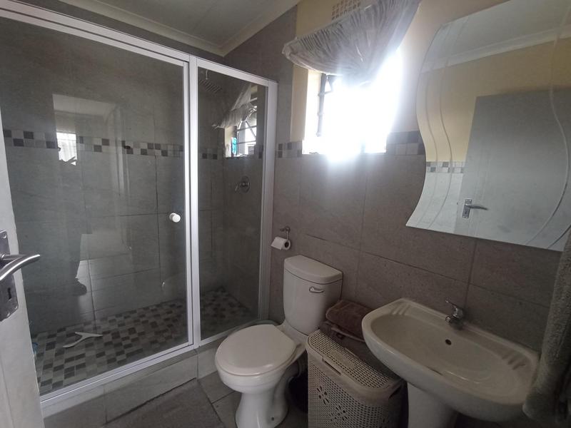 To Let 4 Bedroom Property for Rent in Mindalore Gauteng
