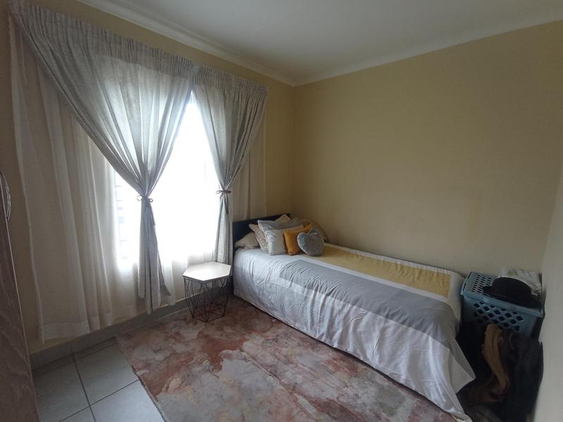 To Let 4 Bedroom Property for Rent in Mindalore Gauteng