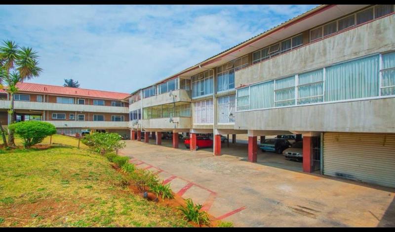 2 Bedroom Property for Sale in Florida Gauteng