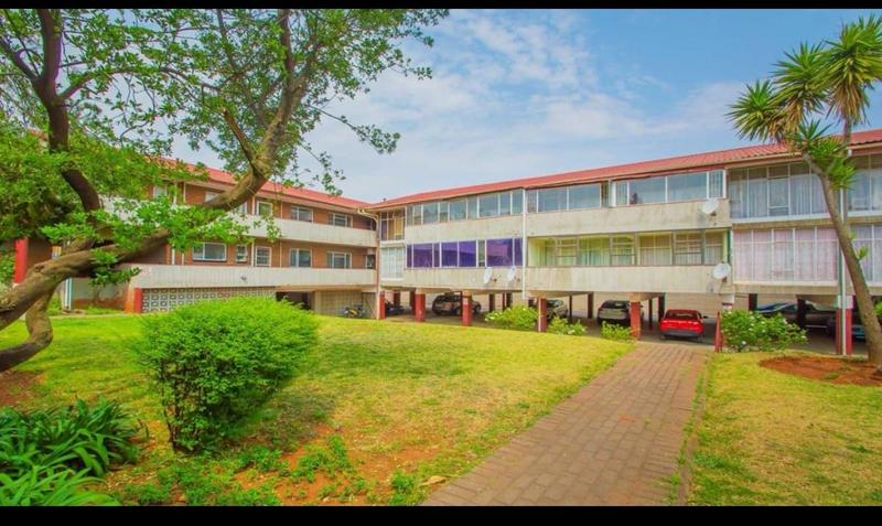 2 Bedroom Property for Sale in Florida Gauteng