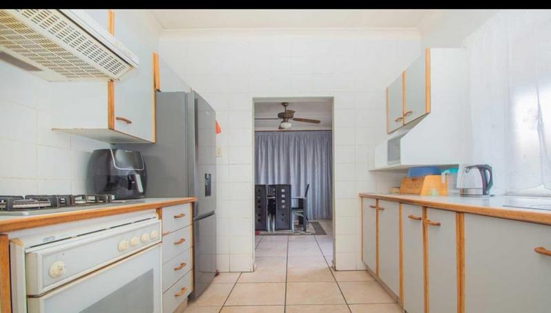 2 Bedroom Property for Sale in Florida Gauteng
